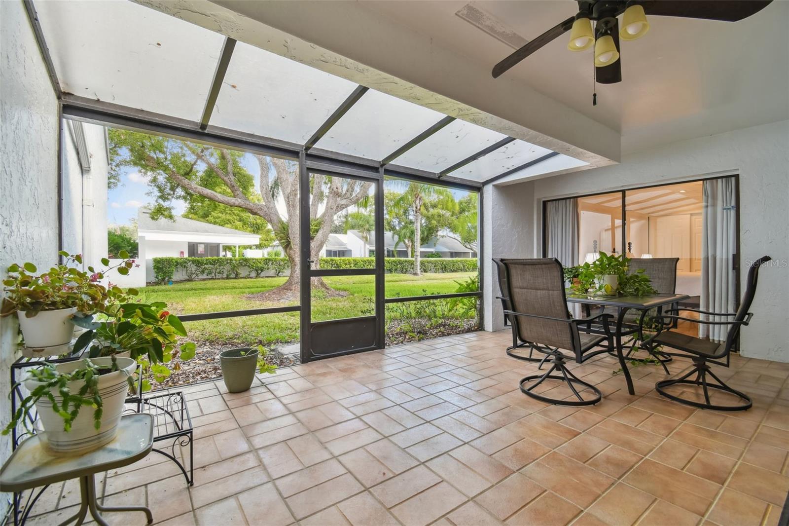 CARROLLWOOD VILLAGE NORTHMEADOW CLUSTER HOUSES - Residential