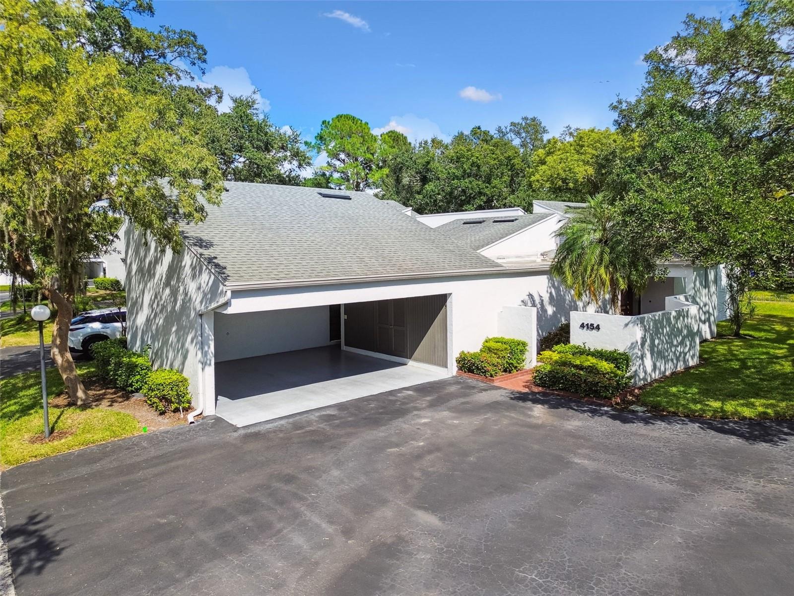 CARROLLWOOD VILLAGE NORTHMEADOW CLUSTER HOUSES - Residential