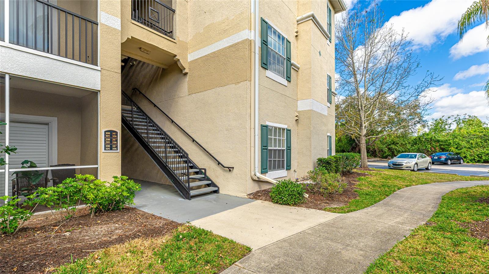 5160 NORTHRIDGE ROAD 206