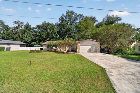 Tiny photo for 4639 SE 39th Court, Ocala, FL 34480 (MLS # TB8560115)