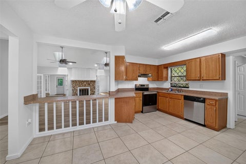 Tiny photo for 4639 SE 39th Court, Ocala, FL 34480 (MLS # TB8560115)
