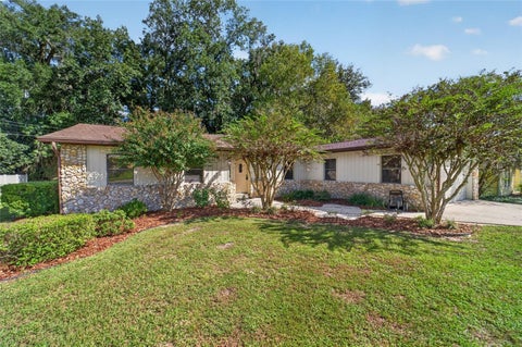 Tiny photo for 4639 SE 39th Court, Ocala, FL 34480 (MLS # TB8560115)