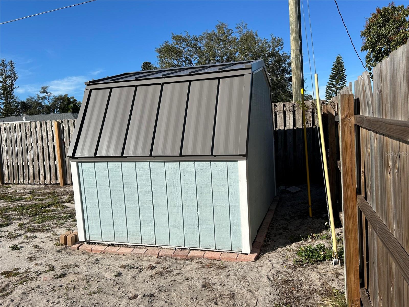 BAYSHORE GARDENS SEC 3 - Residential