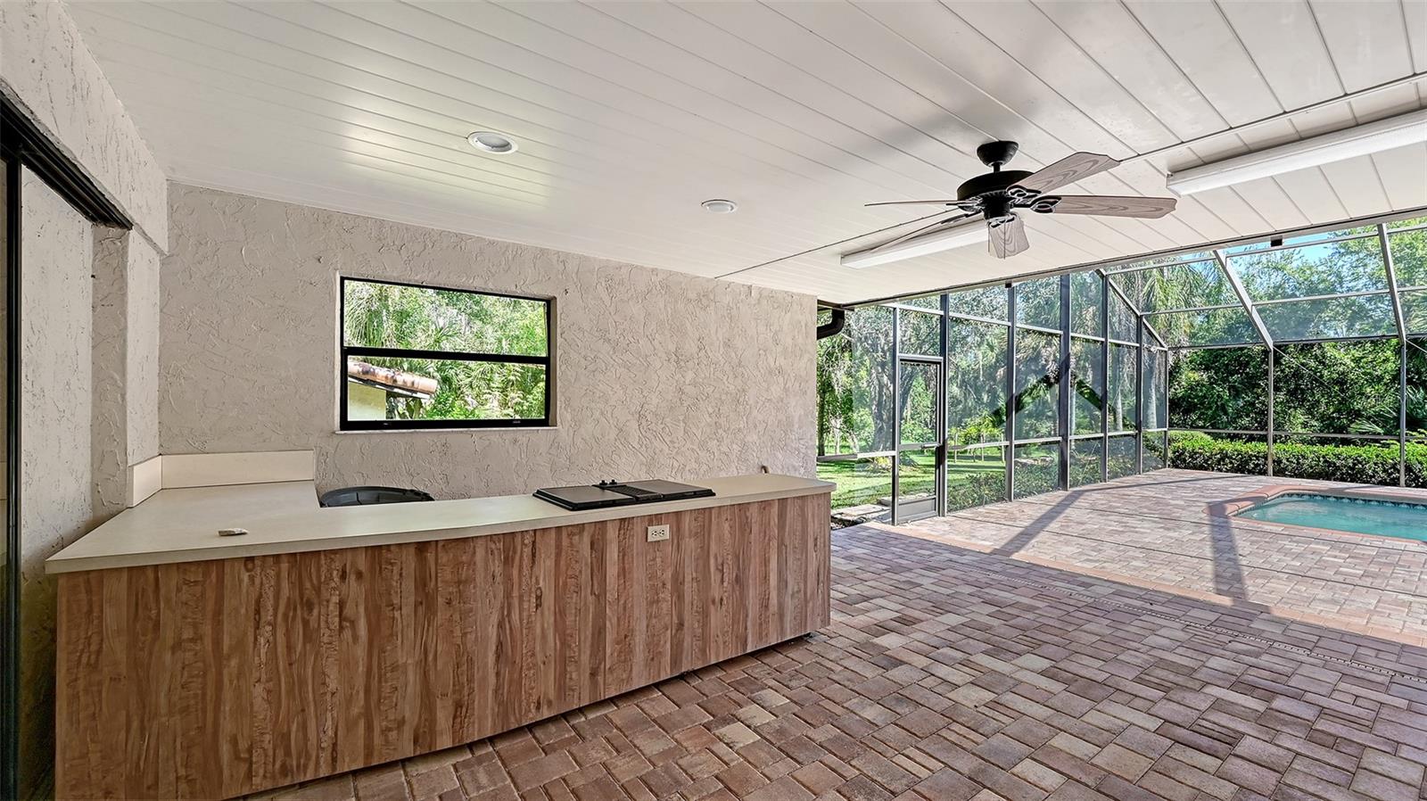 HIDDEN RIVER - Residential