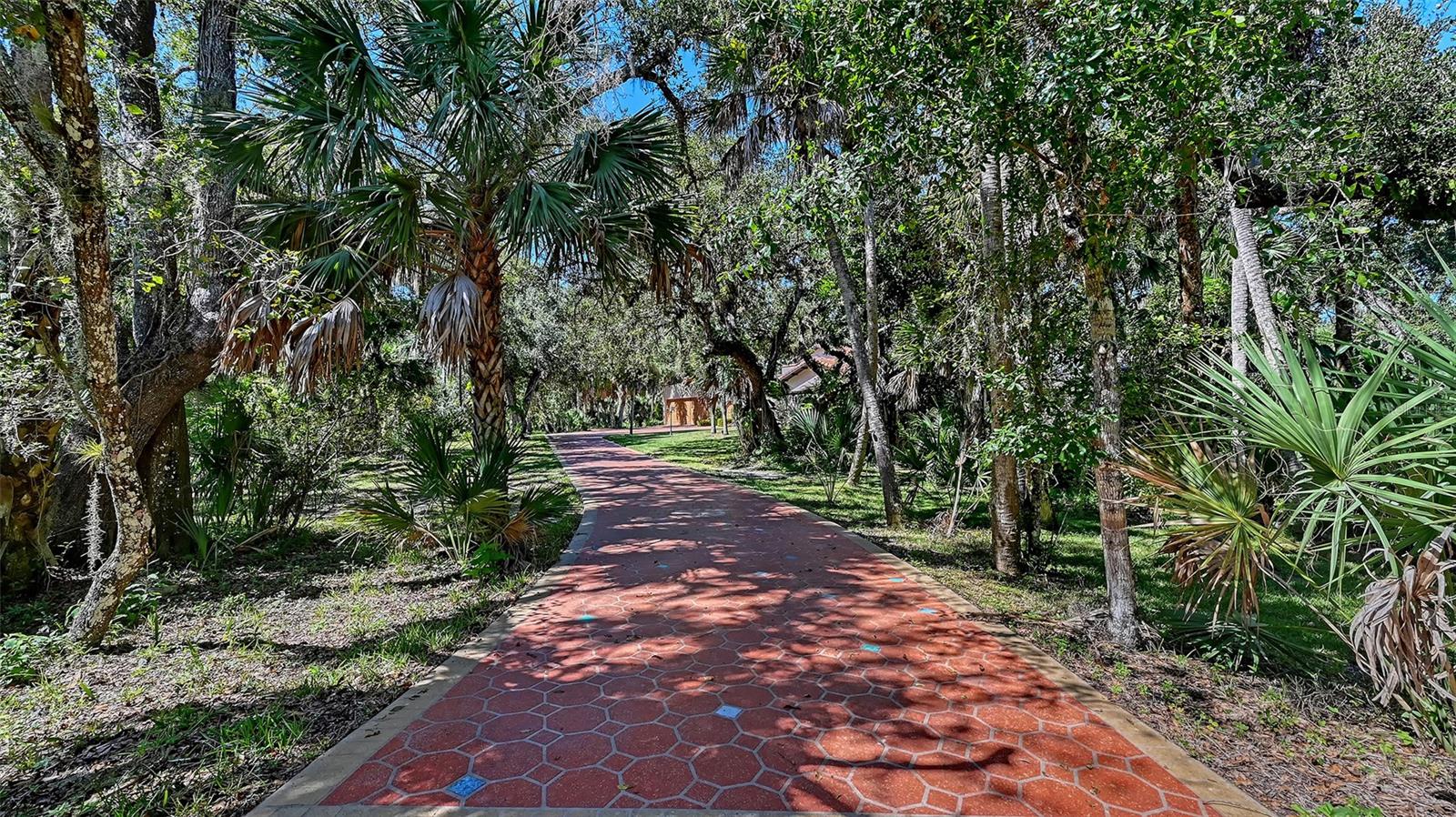 HIDDEN RIVER - Residential