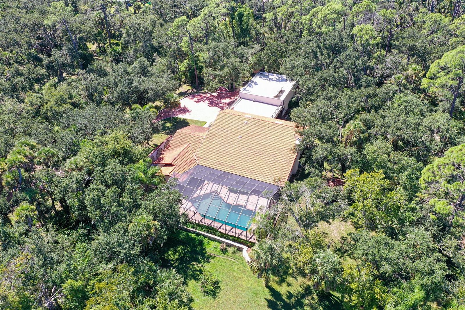 HIDDEN RIVER - Residential