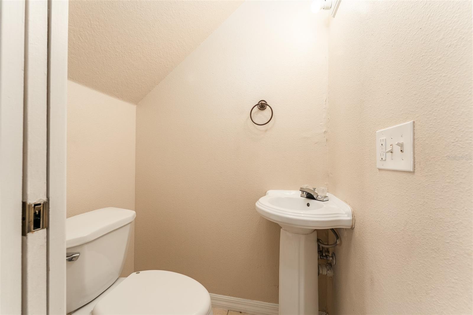 NEW TRIAD TOWNHOMES OF CARROLLWOOD - Residential