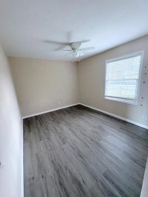 WHISPERING OAKS - Residential