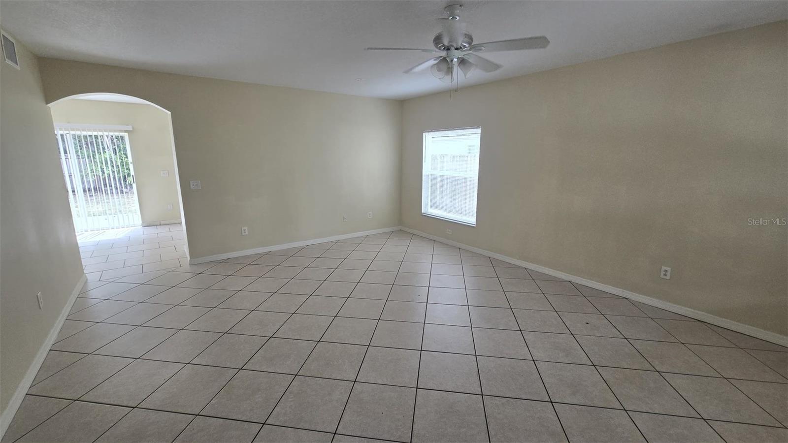6213 CRICKETHOLLOW DRIVE