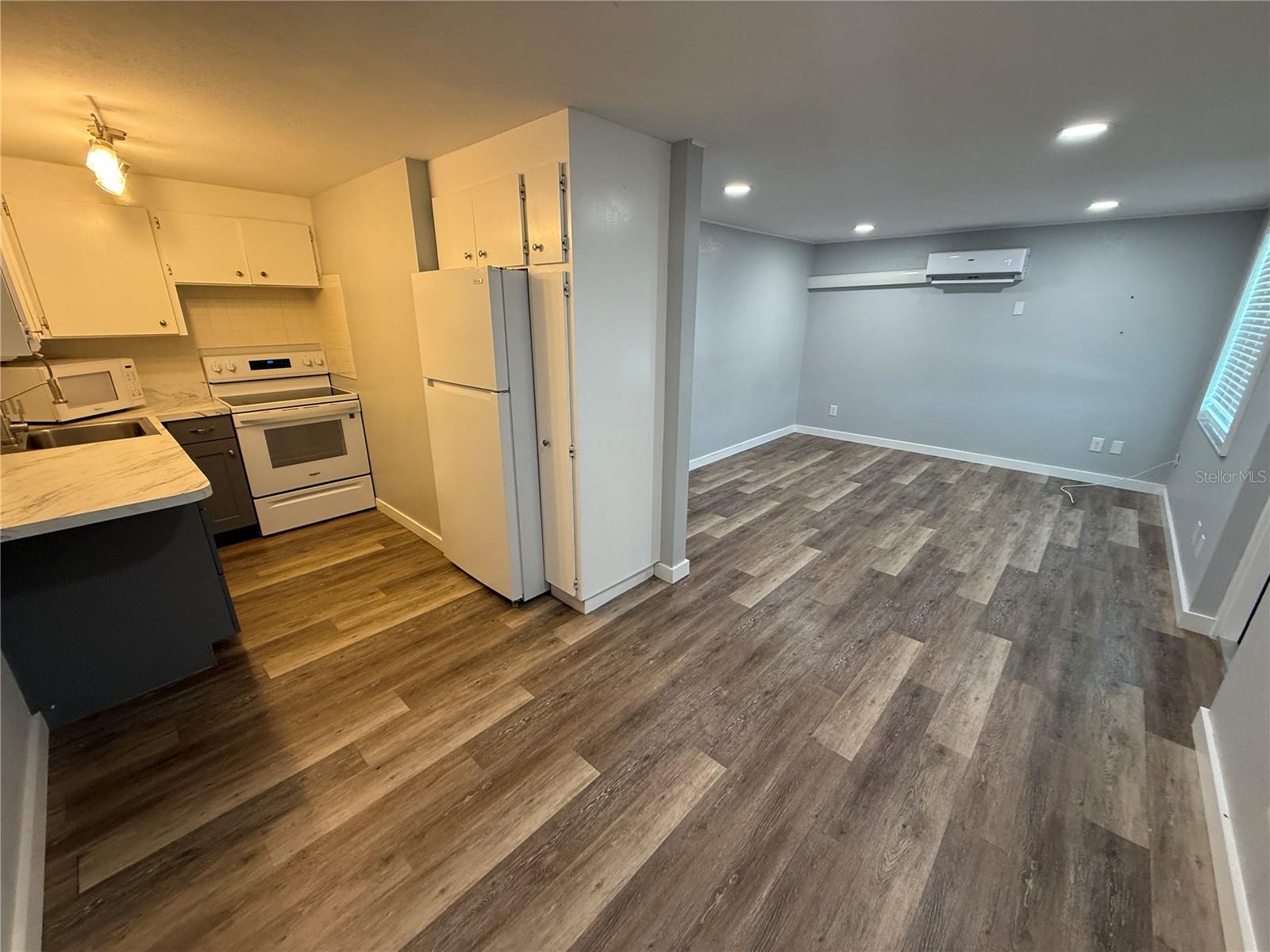 ENGLEWOOD OF - Residential Lease