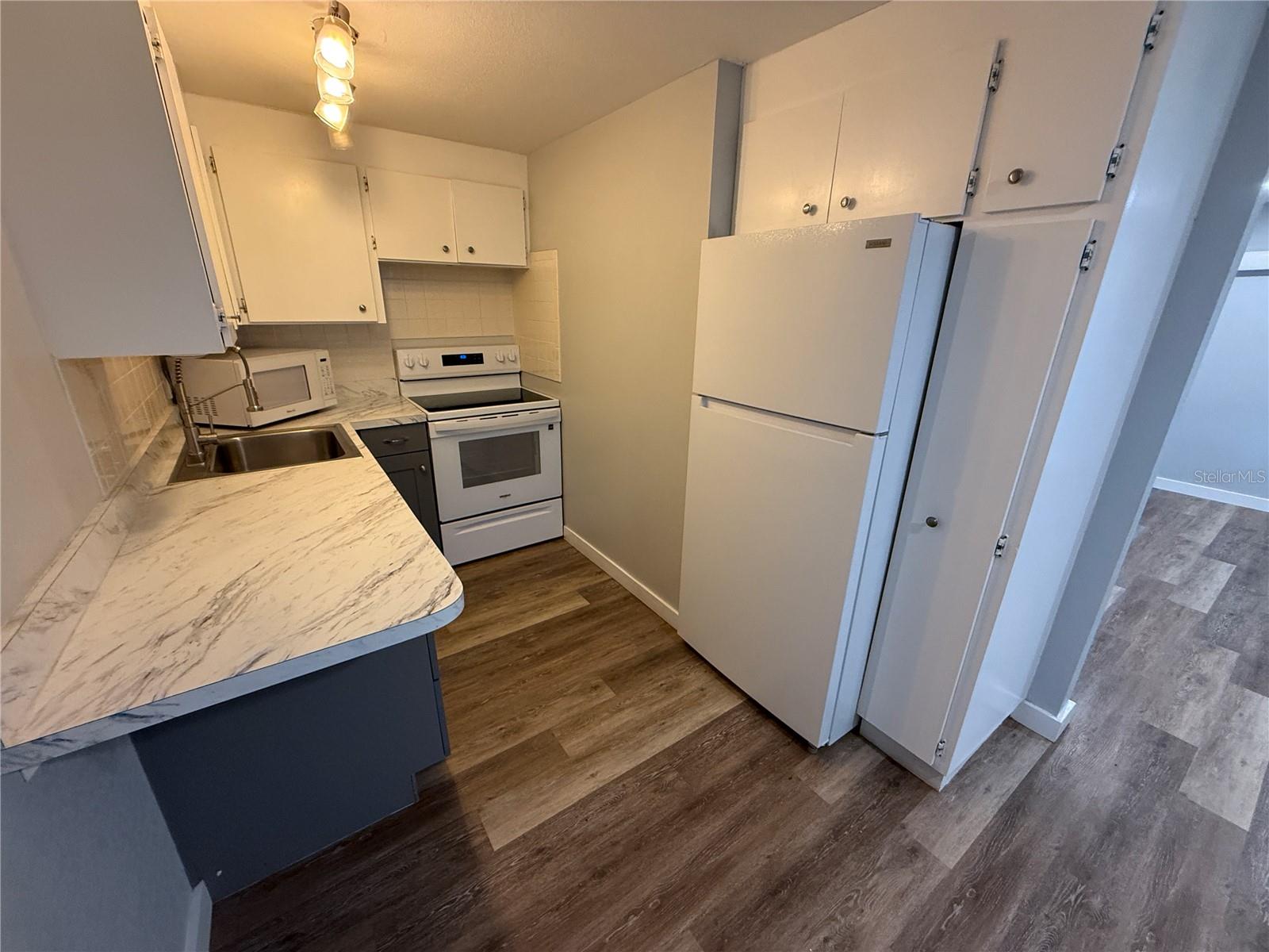 ENGLEWOOD OF - Residential Lease