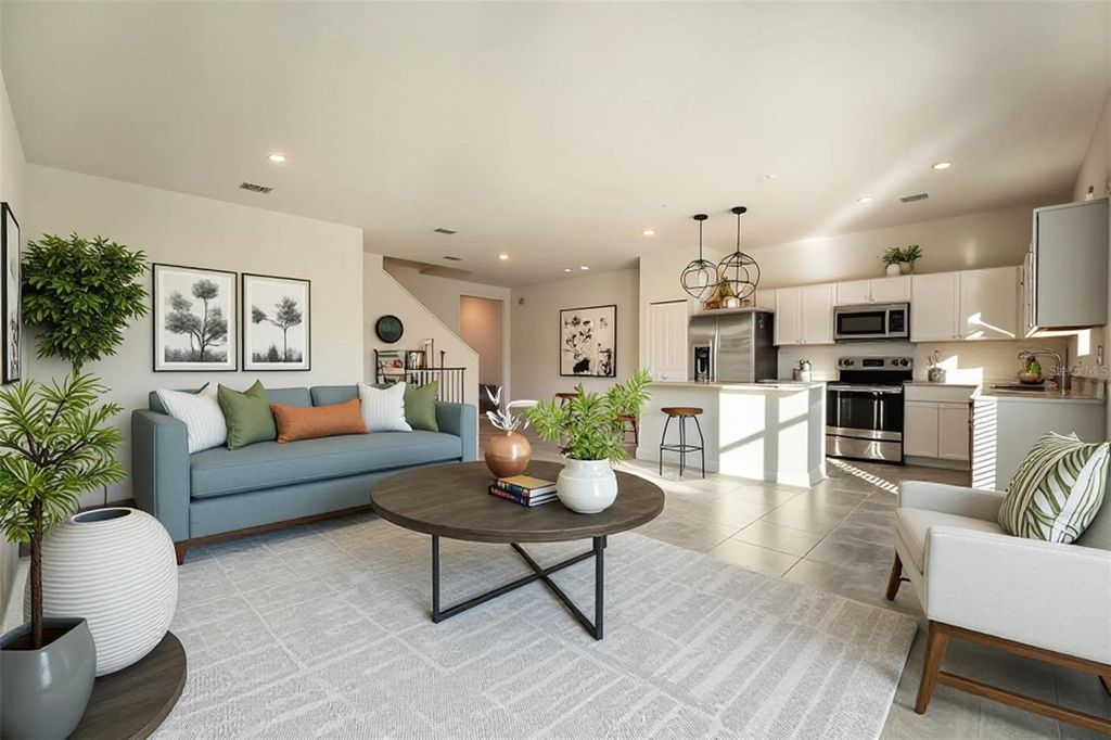 Photo of 286 Bogey Drive, Davenport, FL 33896 (MLS # S5147991)