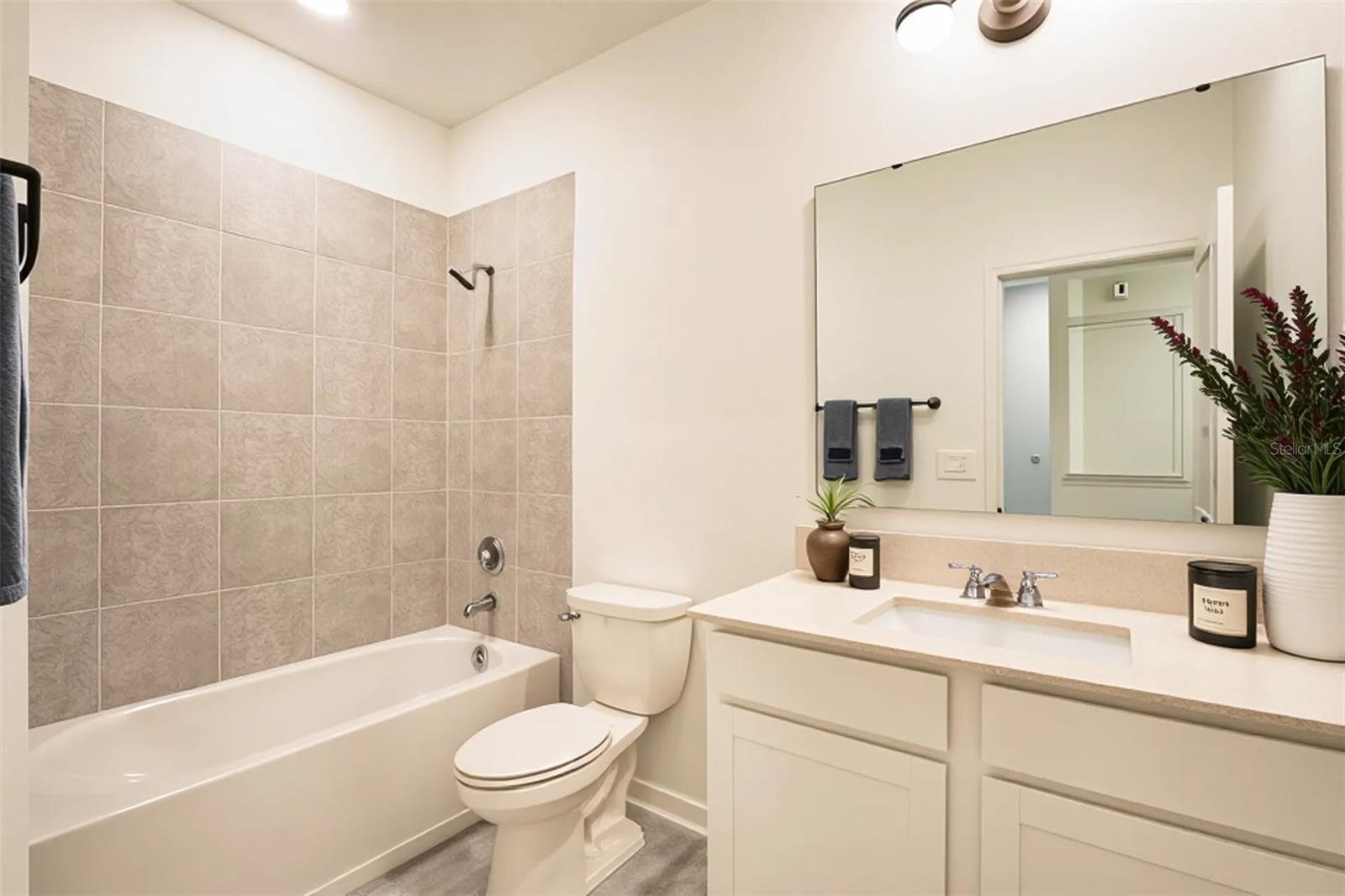 CHAMPIONS POINTE 25 TH - Residential