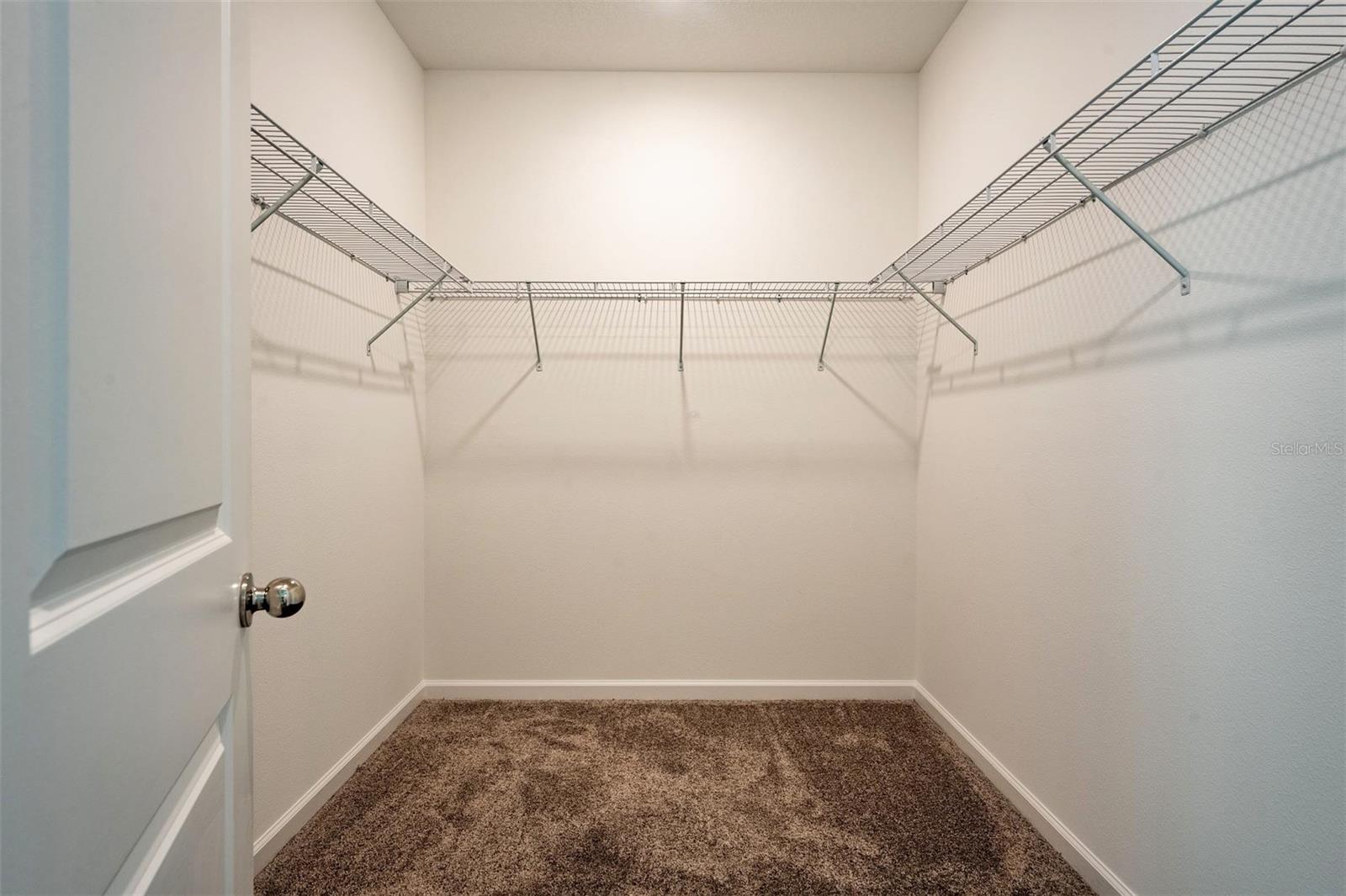 CHAMPIONS POINTE 25 TH - Residential