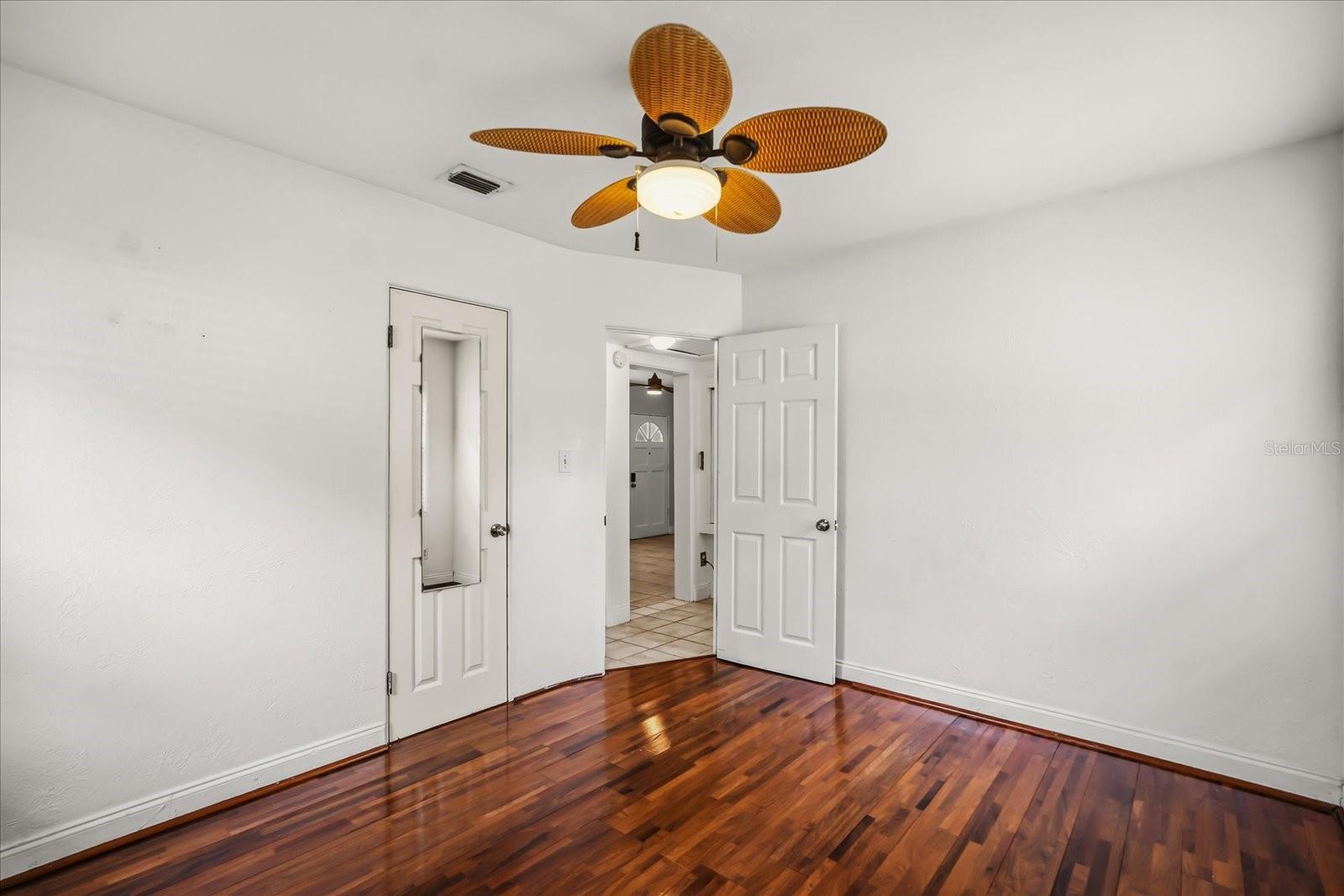 COLONIAL ACRES - Residential