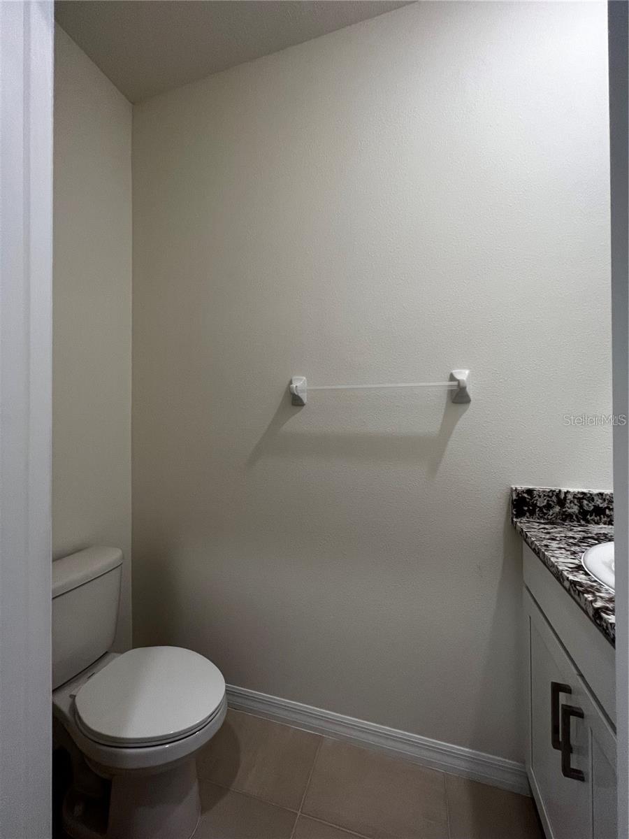 BELLA LAGO PH I - Residential Lease