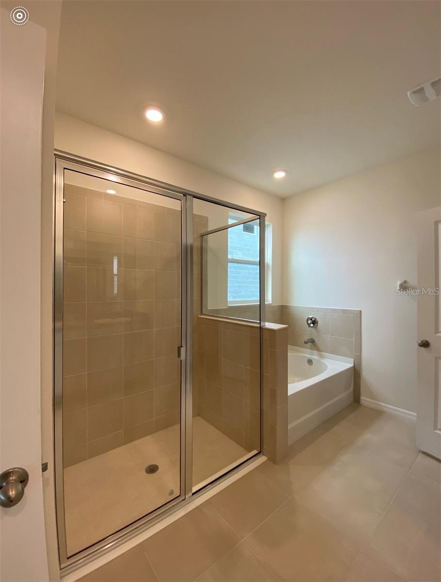 BELLA LAGO PH I - Residential Lease