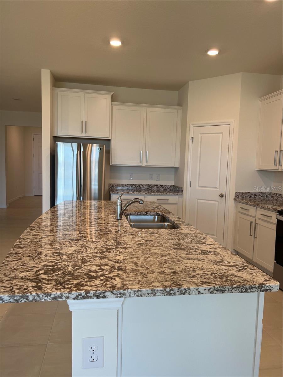 BELLA LAGO PH I - Residential Lease