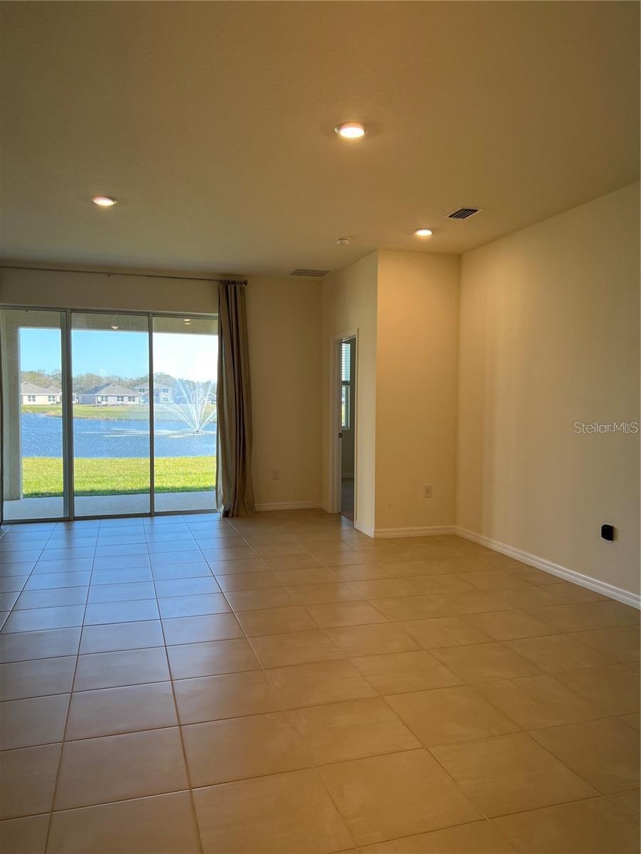 BELLA LAGO PH I - Residential Lease