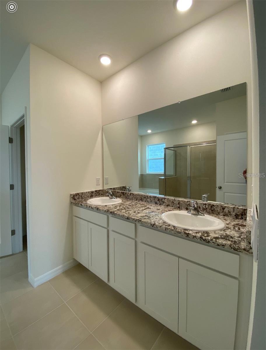 BELLA LAGO PH I - Residential Lease