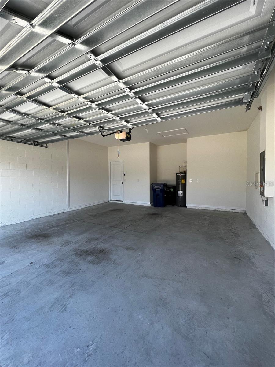 BELLA LAGO PH I - Residential Lease