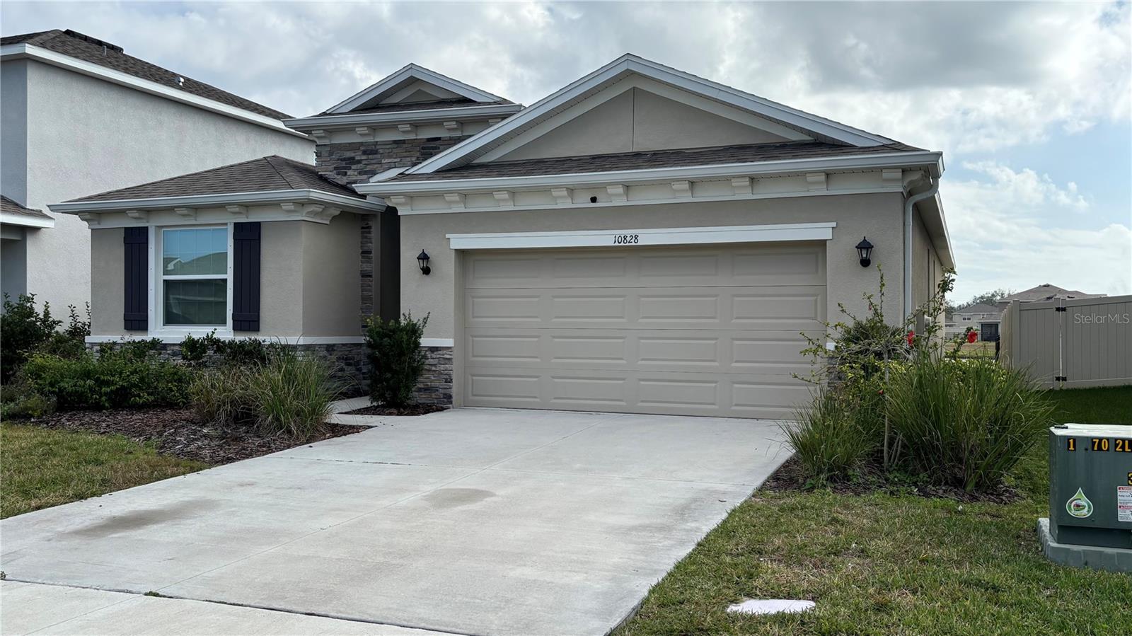 BELLA LAGO PH I - Residential Lease