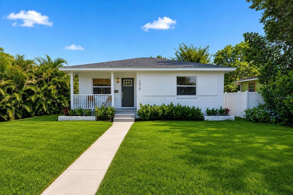 Photo of 3030 10th Avenue N, St Petersburg, FL 33701 (MLS # A4695088)