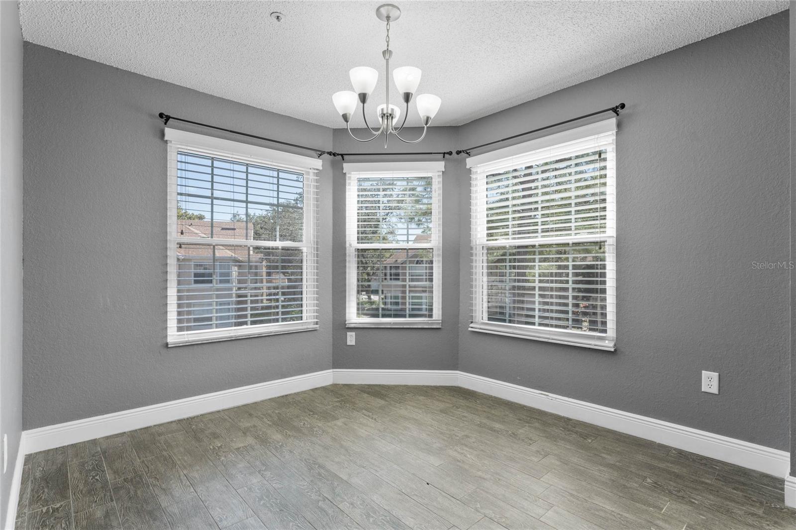 HIDDEN SPGS CONDO - Residential Lease