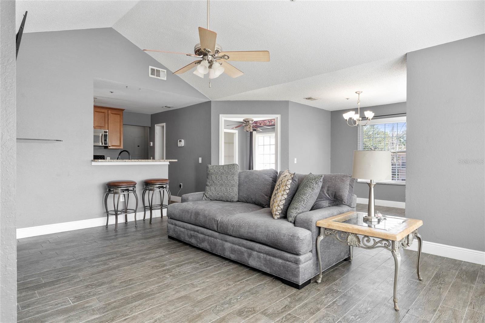 HIDDEN SPGS CONDO - Residential Lease