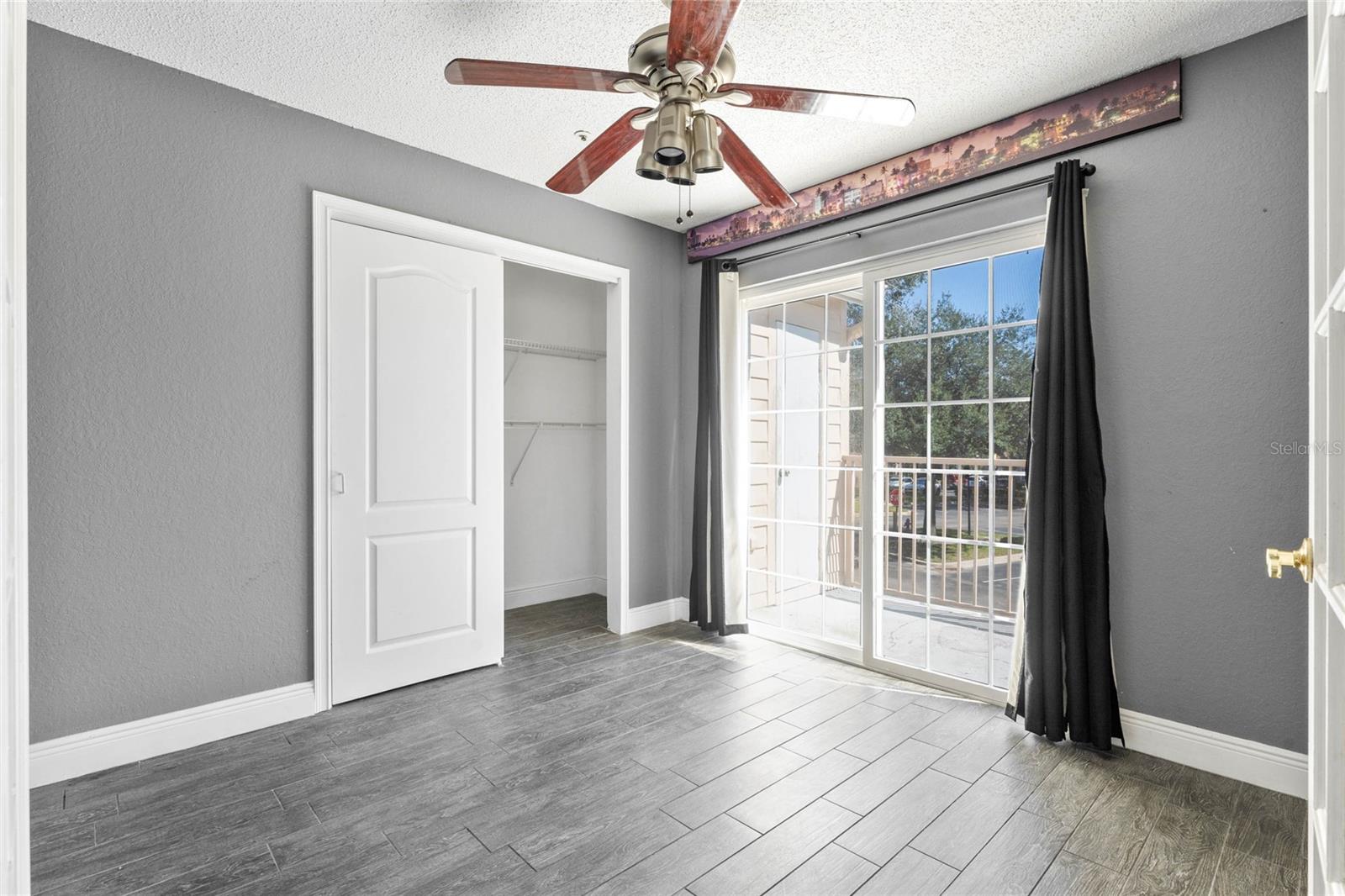 HIDDEN SPGS CONDO - Residential Lease