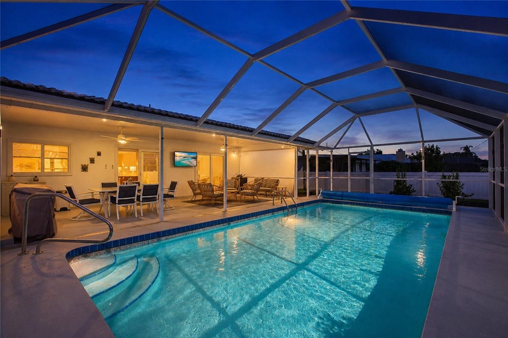 Photo of 302 Degas Drive, Nokomis, FL 34275 (MLS # A4704497)