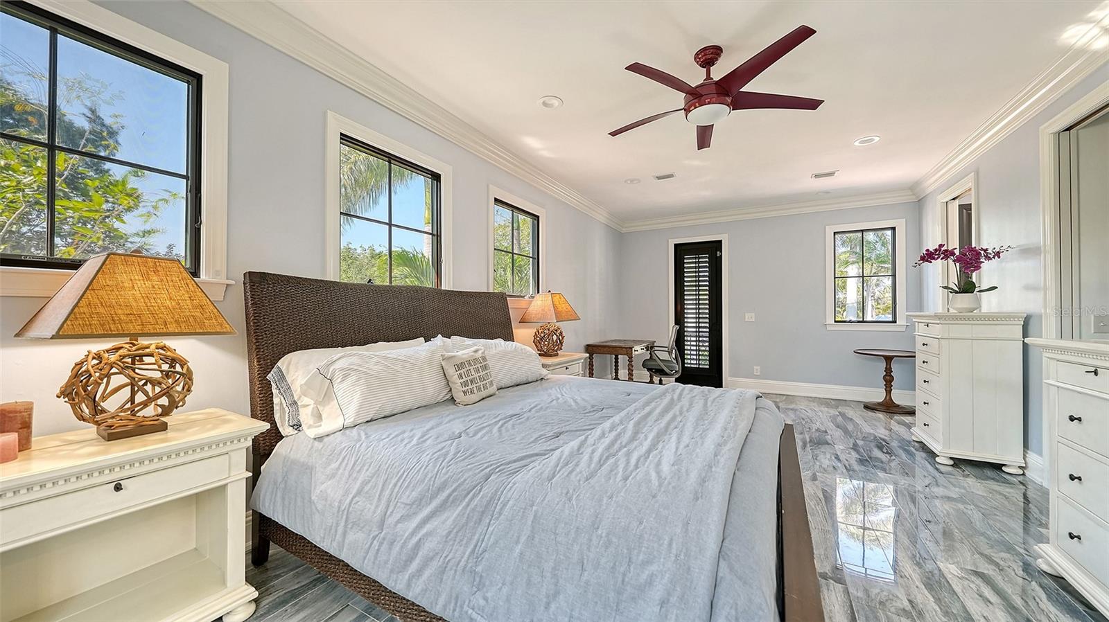 COCOANUT BAYOU - Residential