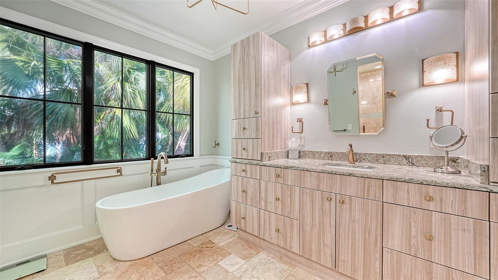 COCOANUT BAYOU - Residential