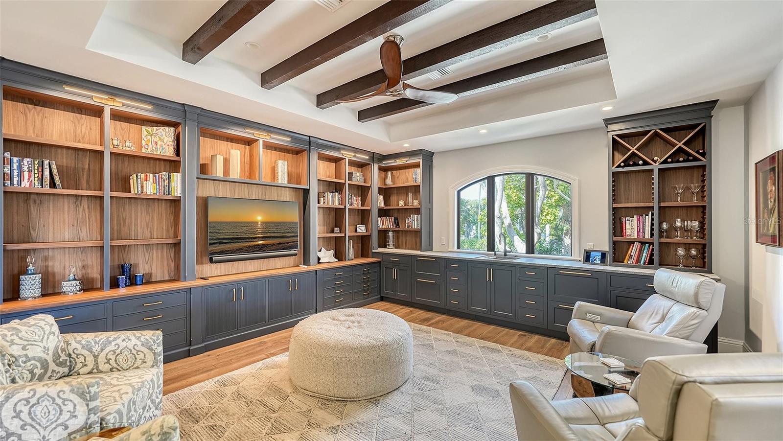 COCOANUT BAYOU - Residential