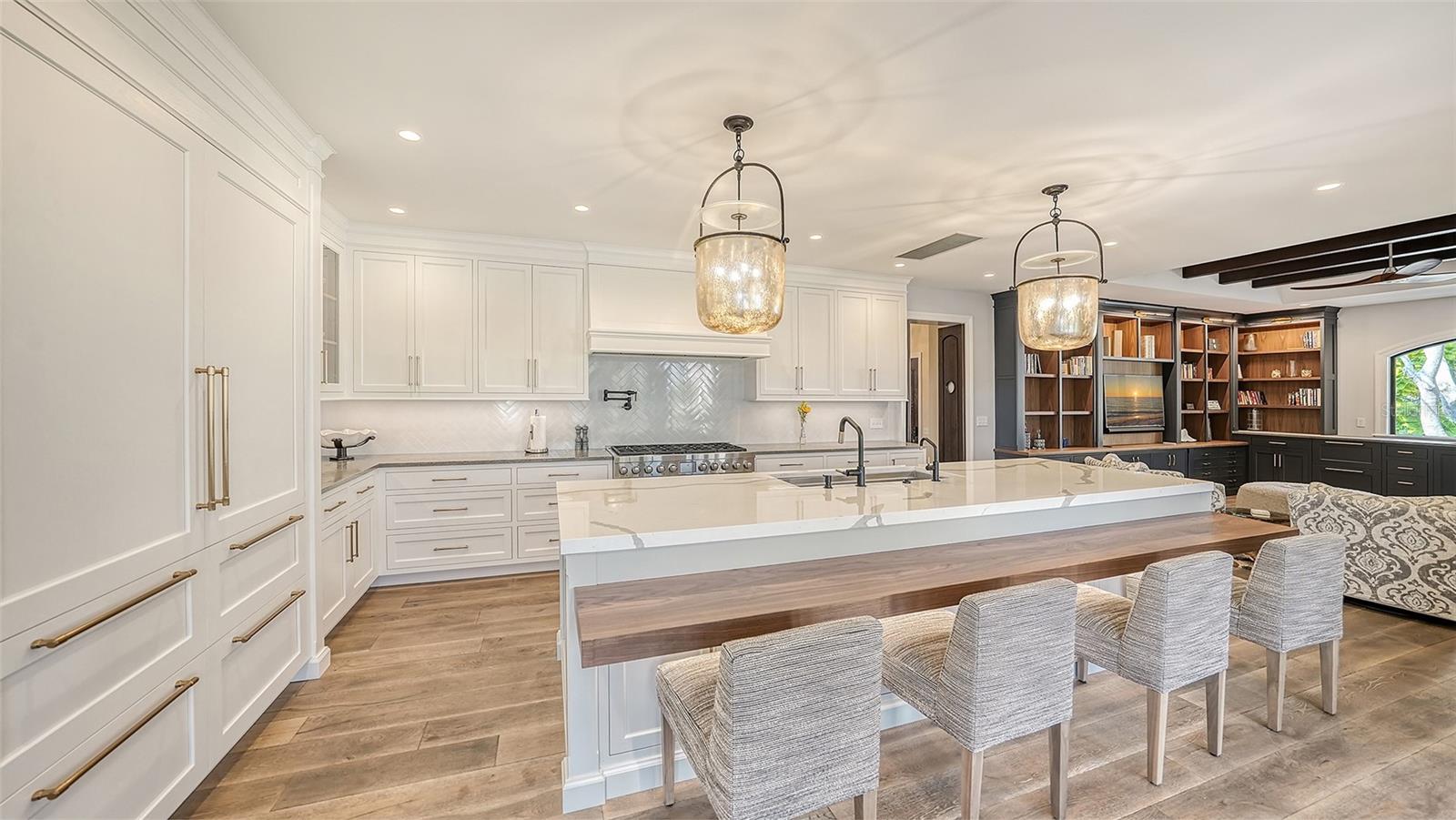 COCOANUT BAYOU - Residential