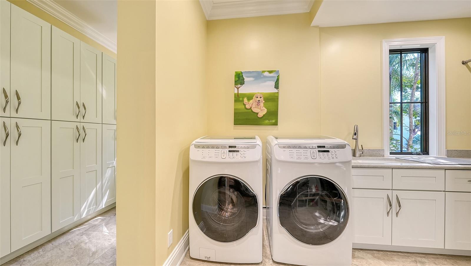 COCOANUT BAYOU - Residential