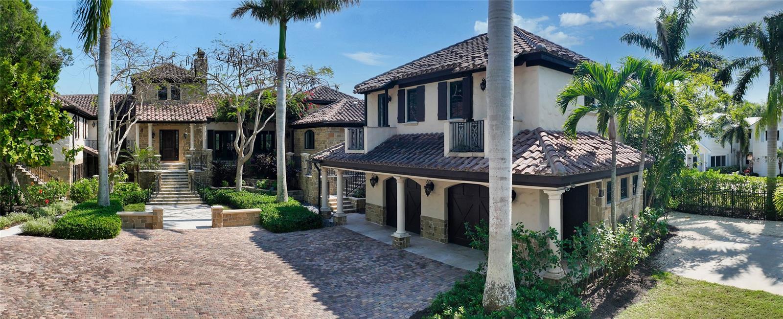 COCOANUT BAYOU - Residential