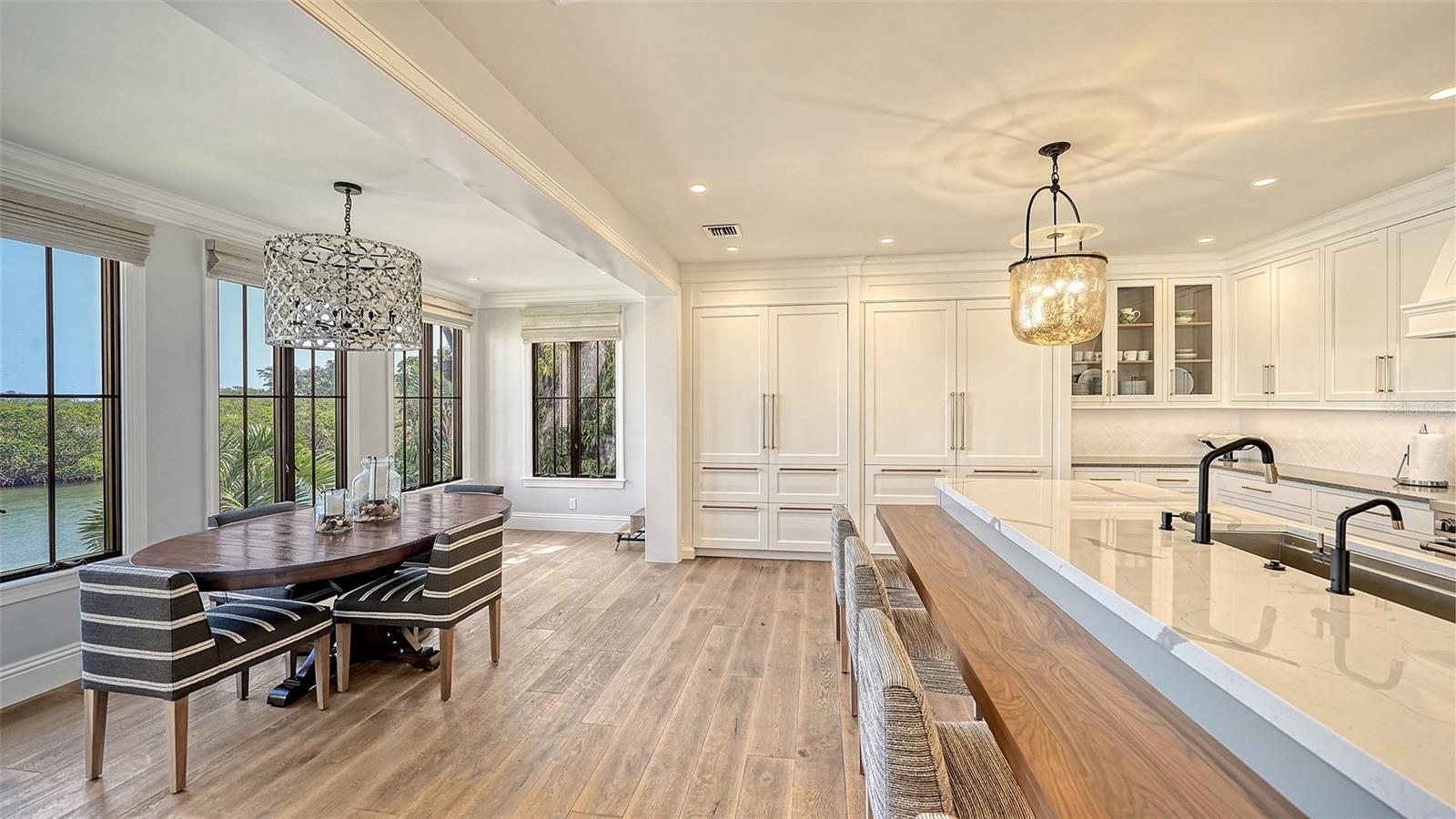 COCOANUT BAYOU - Residential