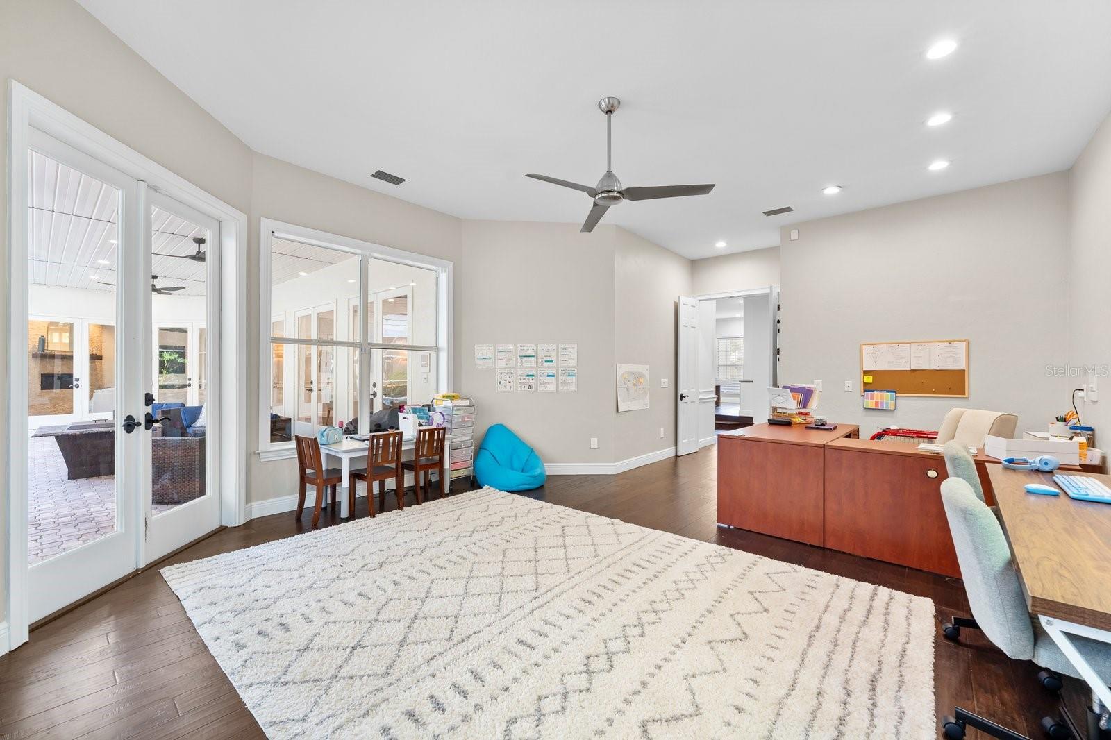 TAMPA PALMS 4A UNIT 2B4 - Residential