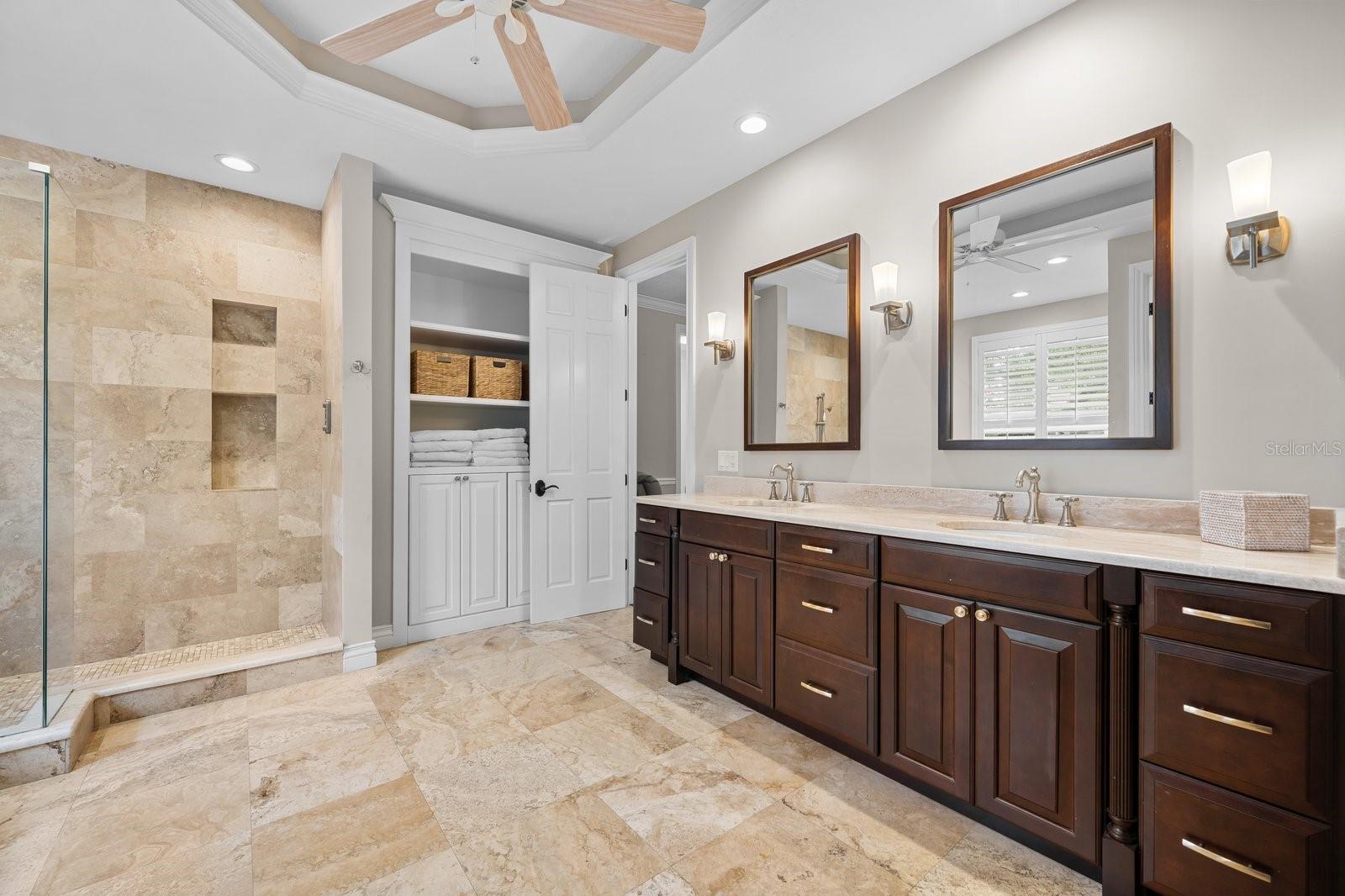 TAMPA PALMS 4A UNIT 2B4 - Residential