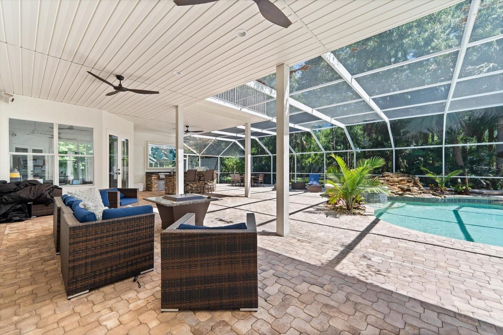 TAMPA PALMS 4A UNIT 2B4 - Residential