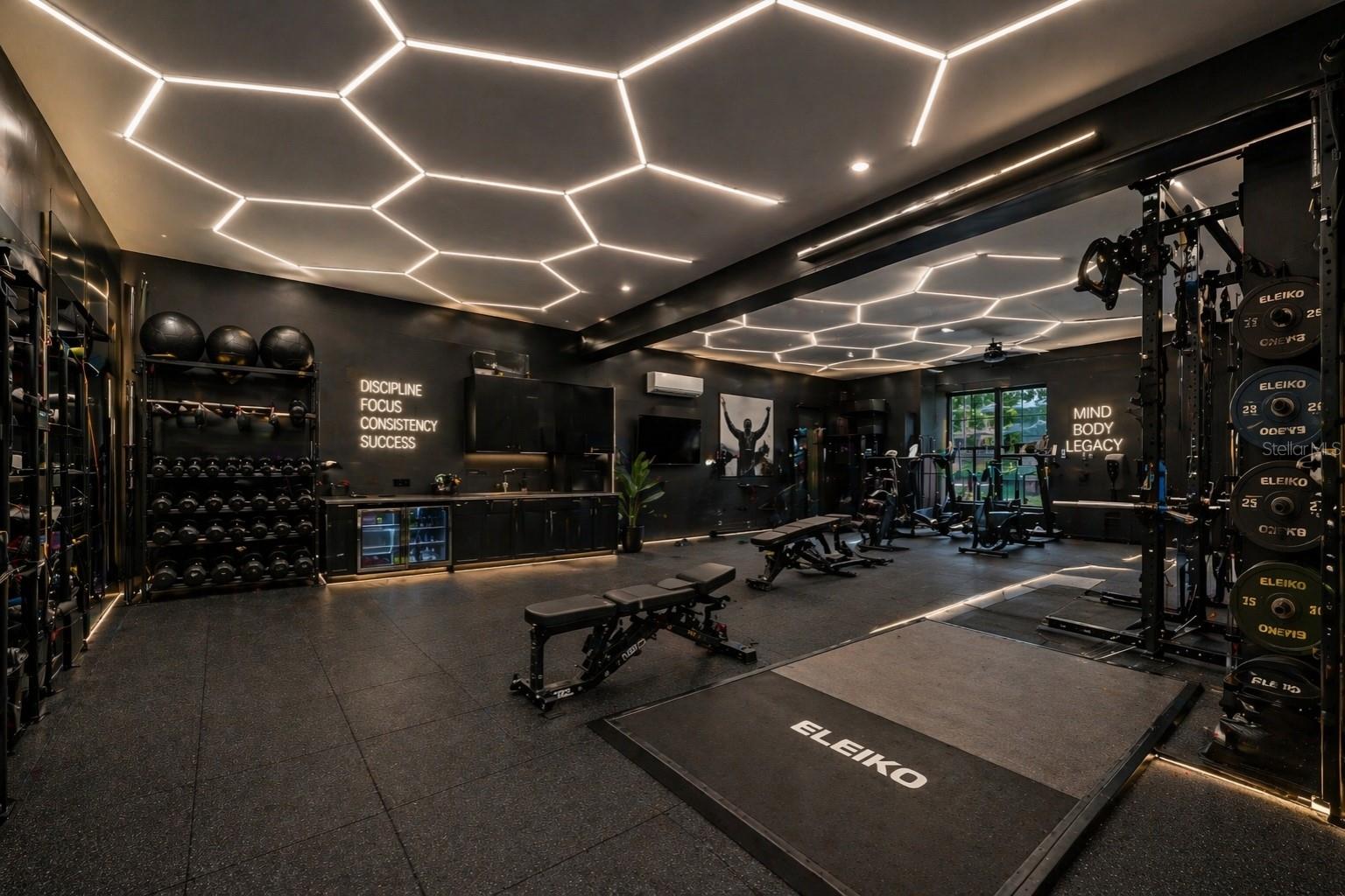 TAMPA PALMS 4A UNIT 2B4 - Residential