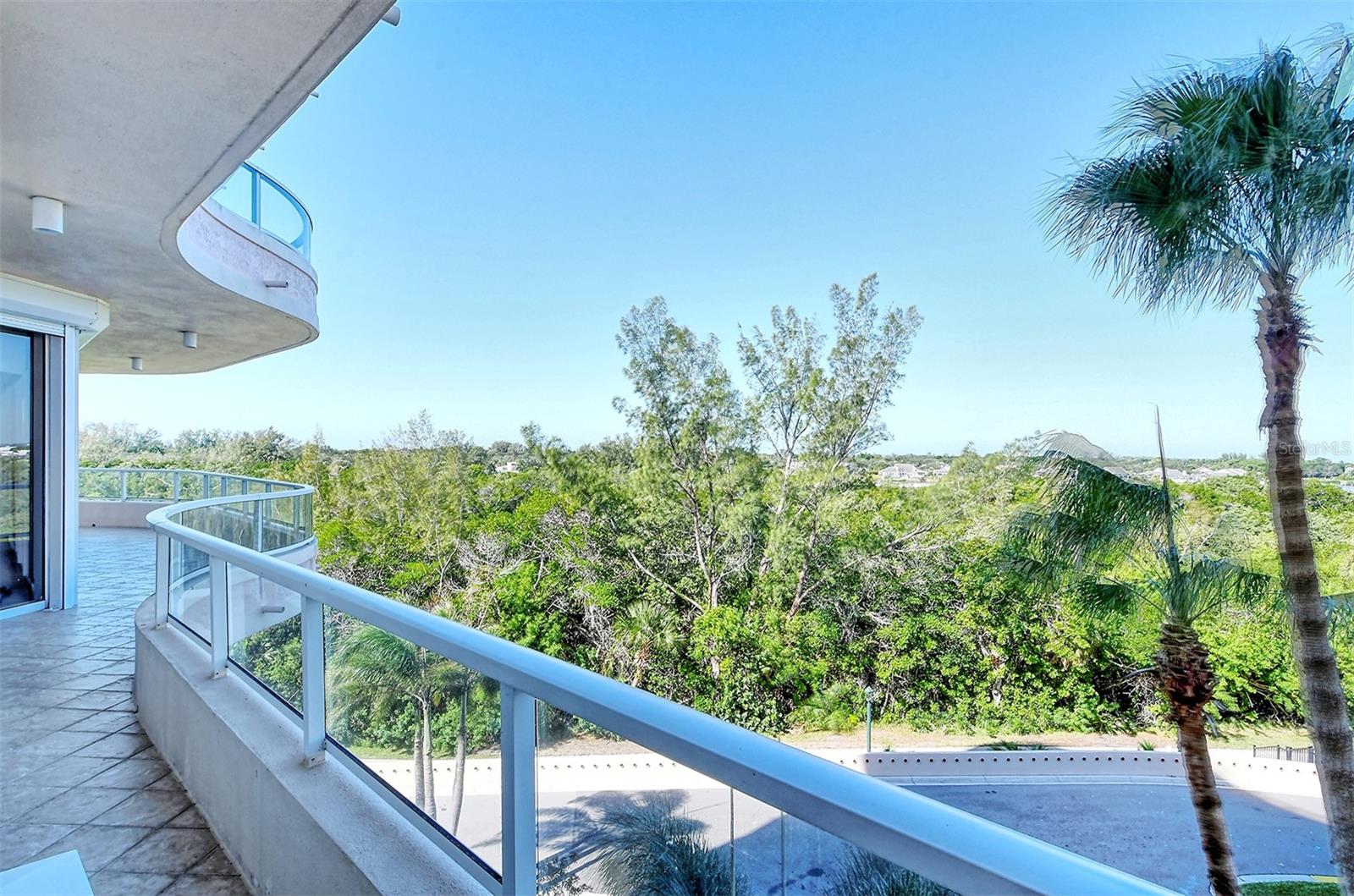 GRAND BAY 4 - Residential