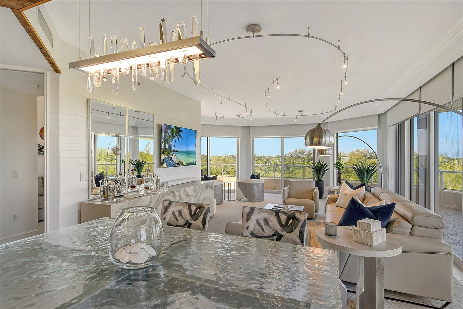 GRAND BAY 4 - Residential