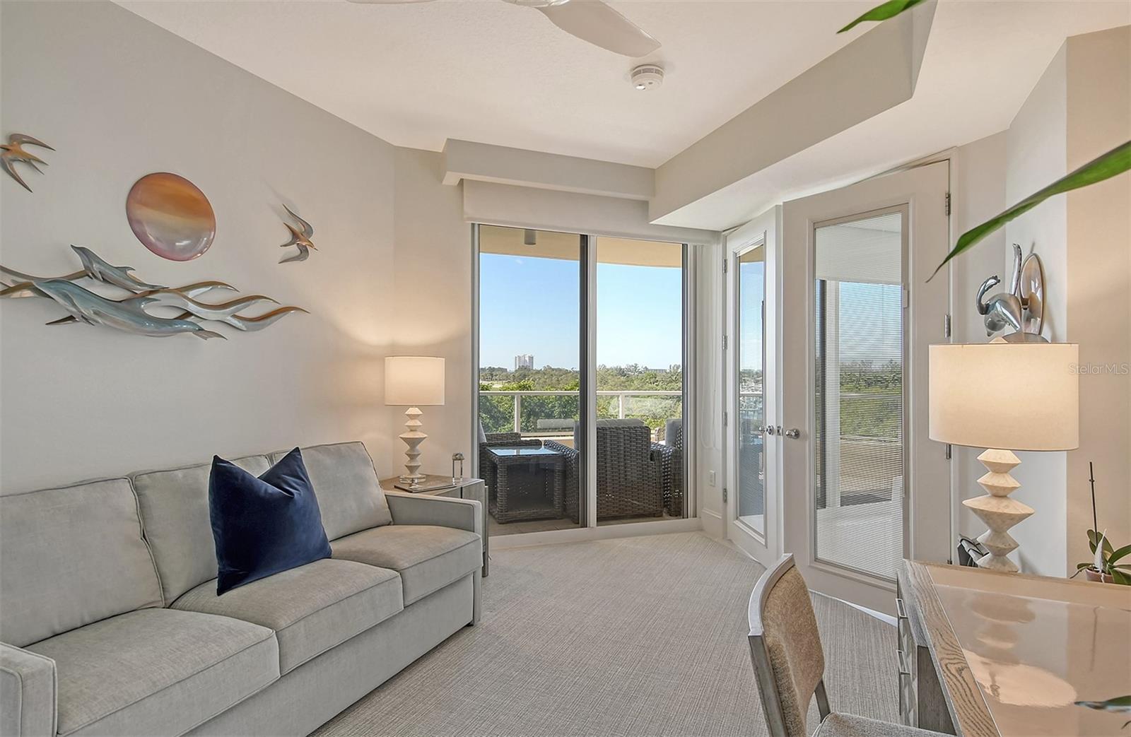 GRAND BAY 4 - Residential