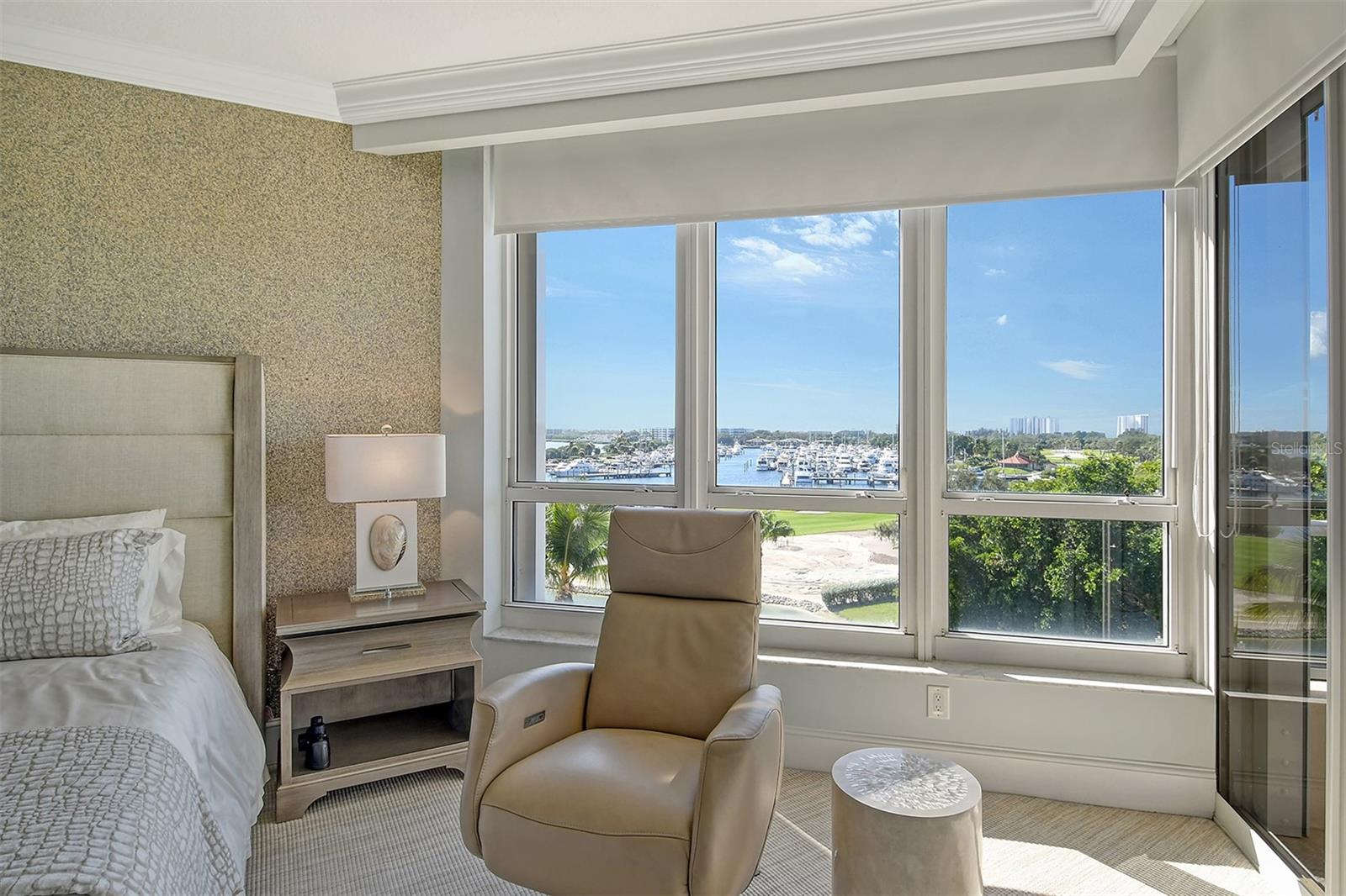 GRAND BAY 4 - Residential