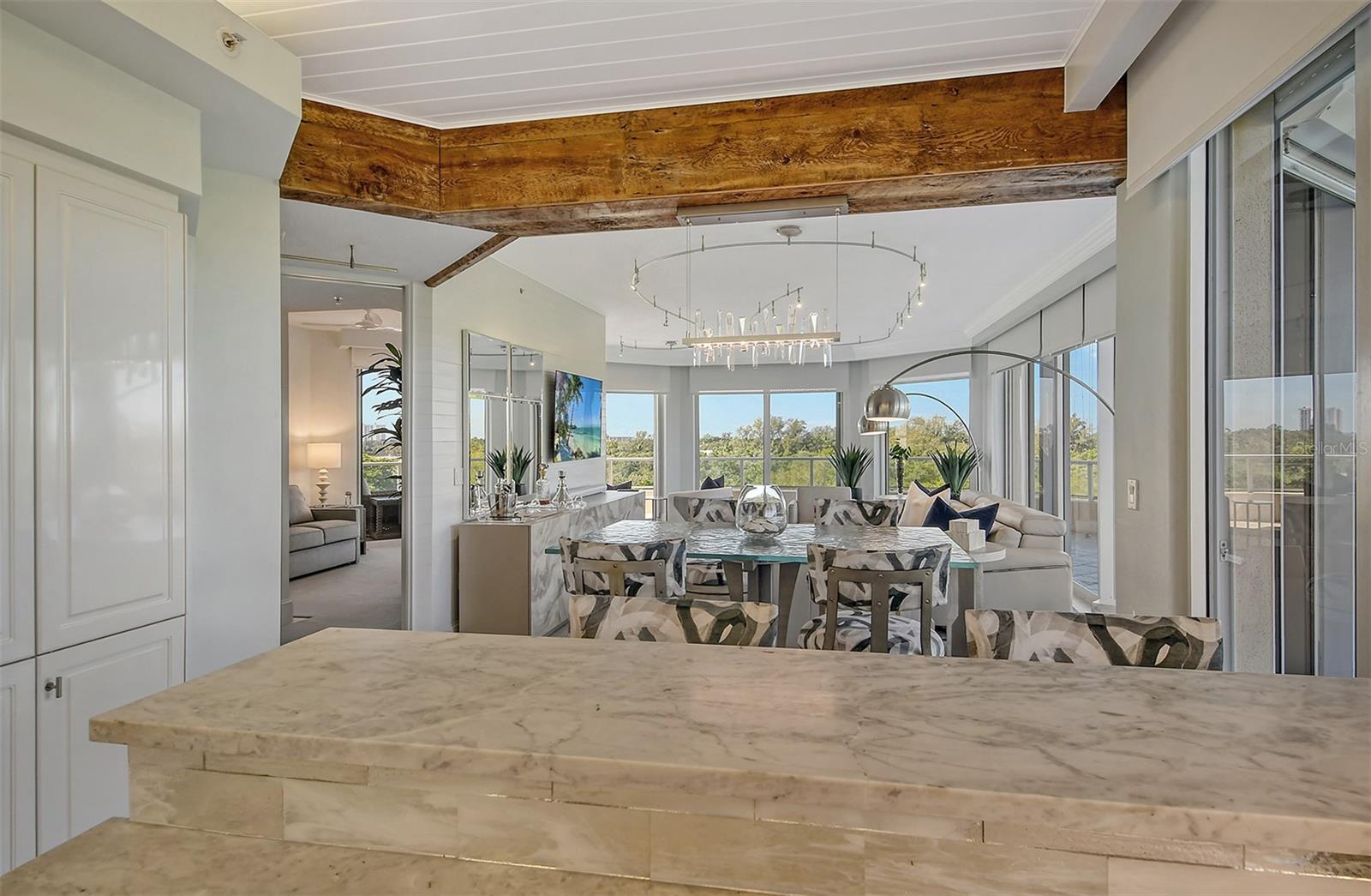 GRAND BAY 4 - Residential