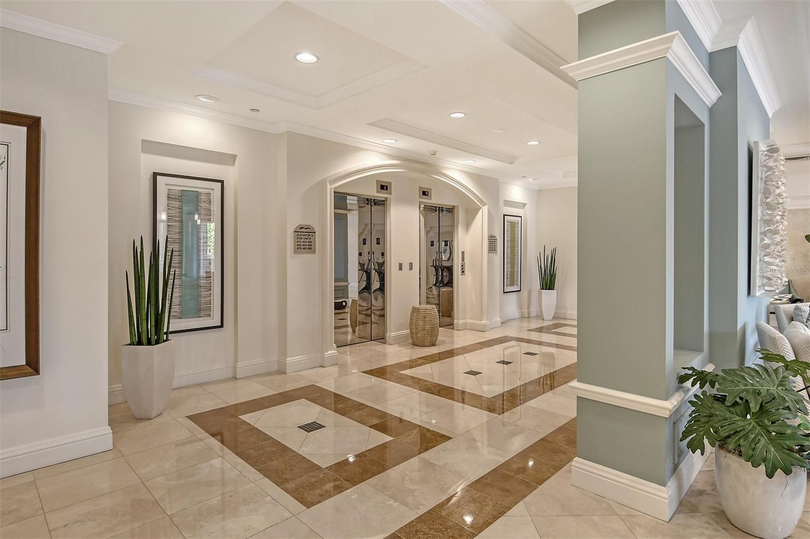 GRAND BAY 4 - Residential