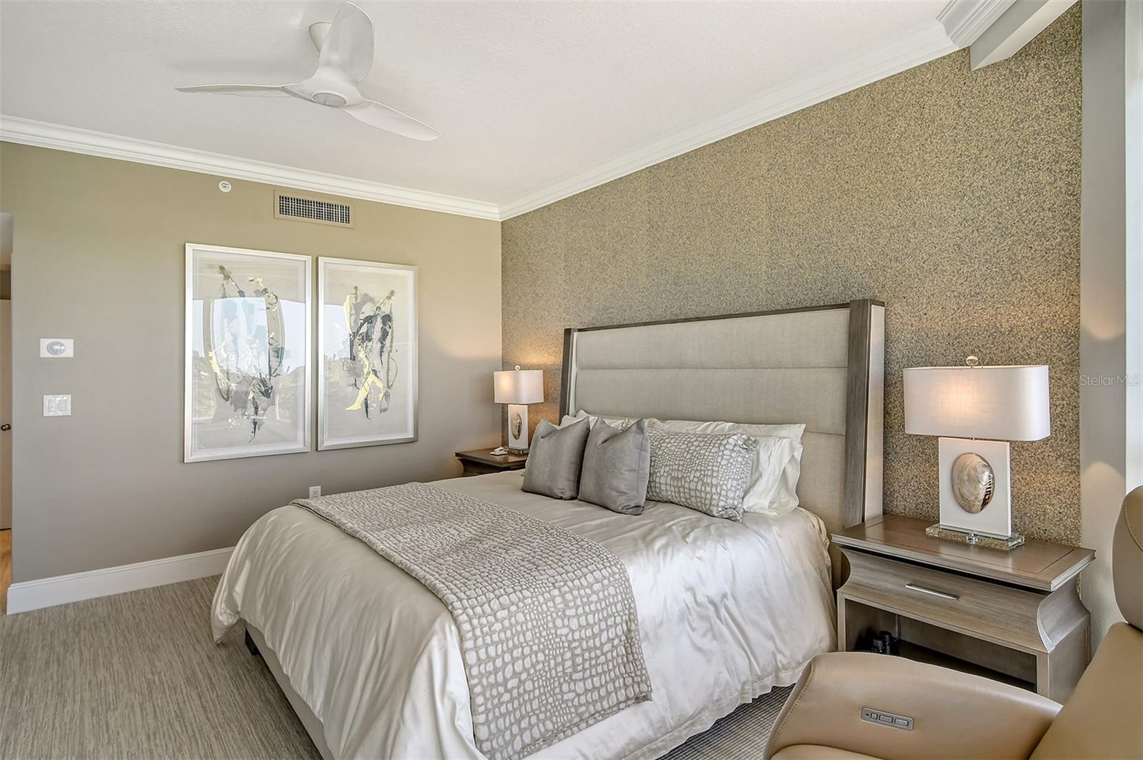 GRAND BAY 4 - Residential
