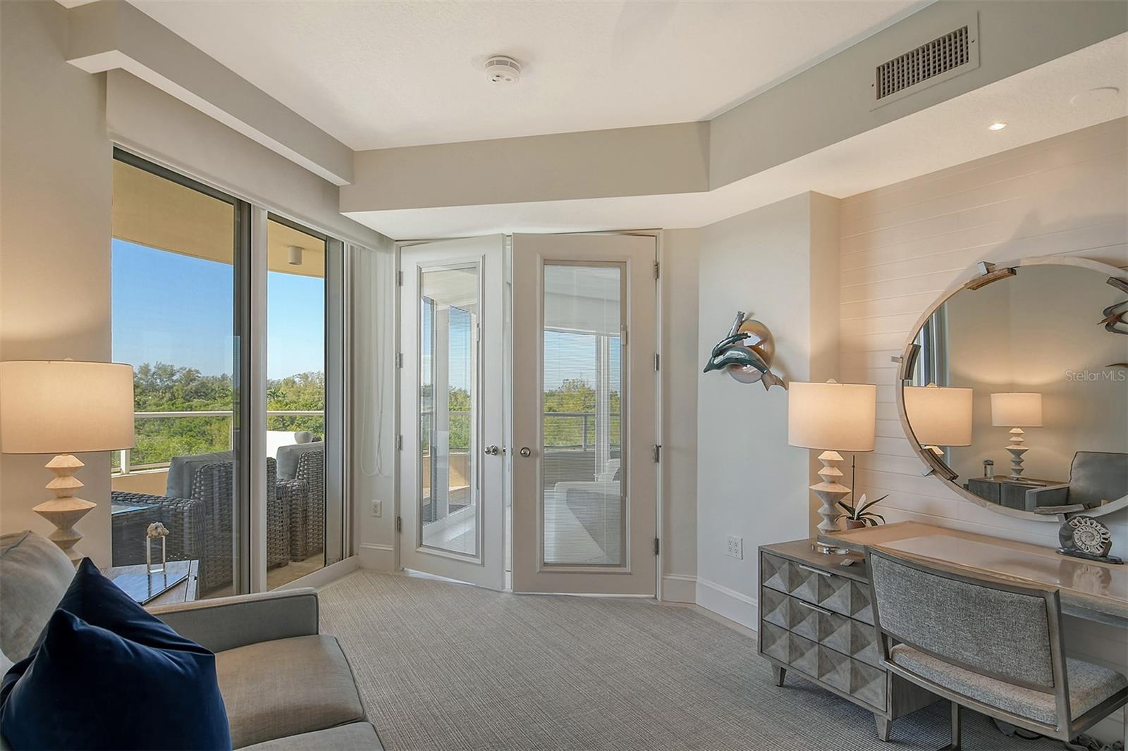 GRAND BAY 4 - Residential